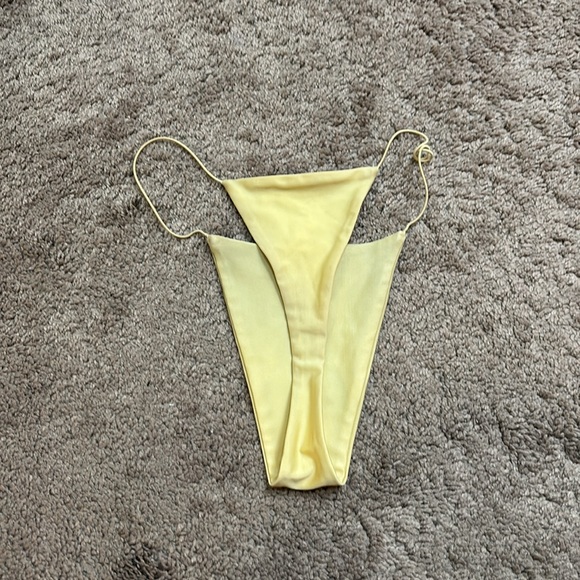 🍋 Baby yellow micro string swim bottoms 🍋 - Picture 4 of 4